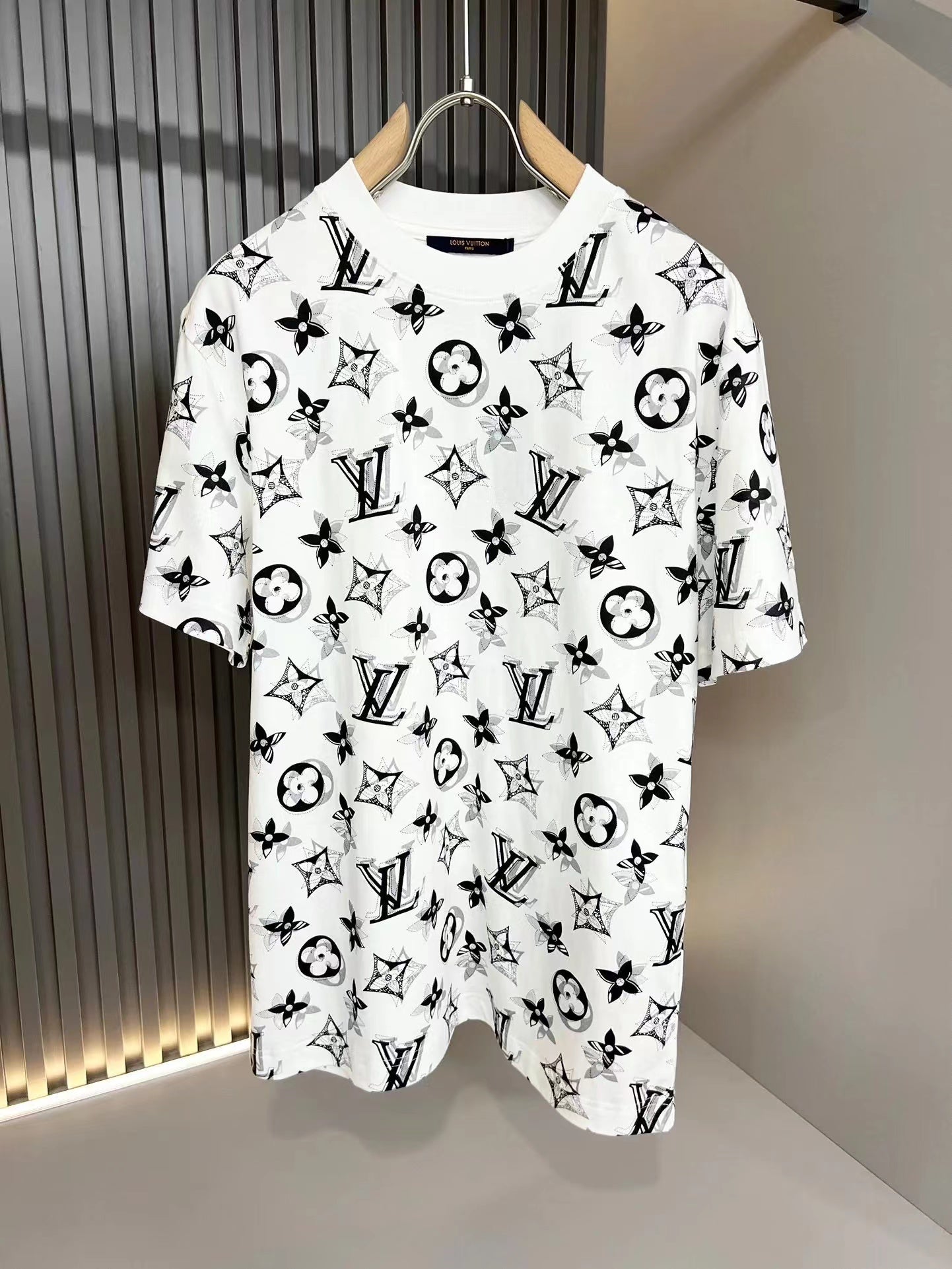 All-over presbyopic print short-sleeved T-shirt